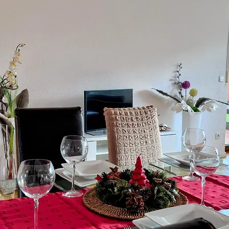 Charmante Wohlfuehloase Mit Traumhaftem Gartenblick Apartment Boeblingen