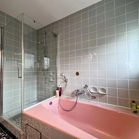 Charmante Wohlfuehloase Mit Traumhaftem Gartenblick Appartement *
