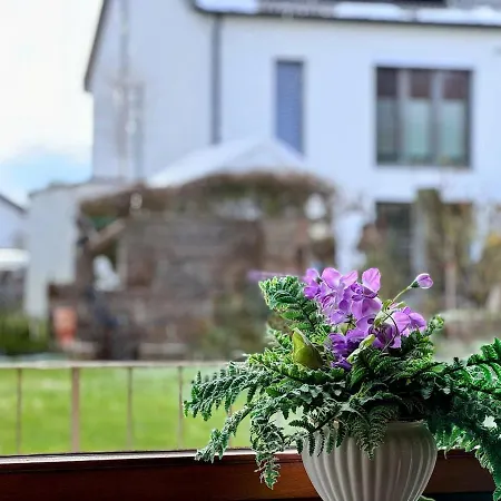 Charmante Wohlfuehloase Mit Traumhaftem Gartenblick *